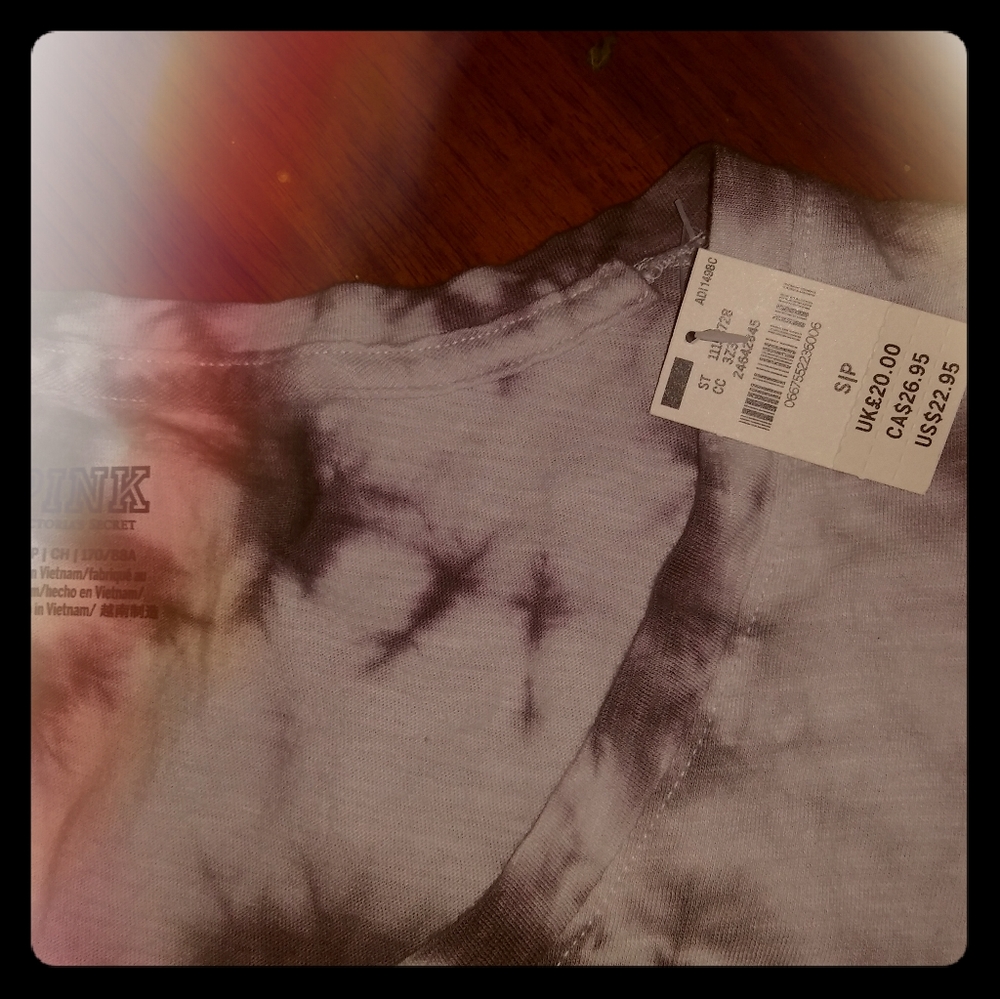 NWT! PINK Victorias Secret t-shirt.
